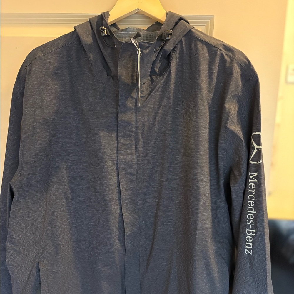 Mercedes rain coat. Brand new ! 2x water proof